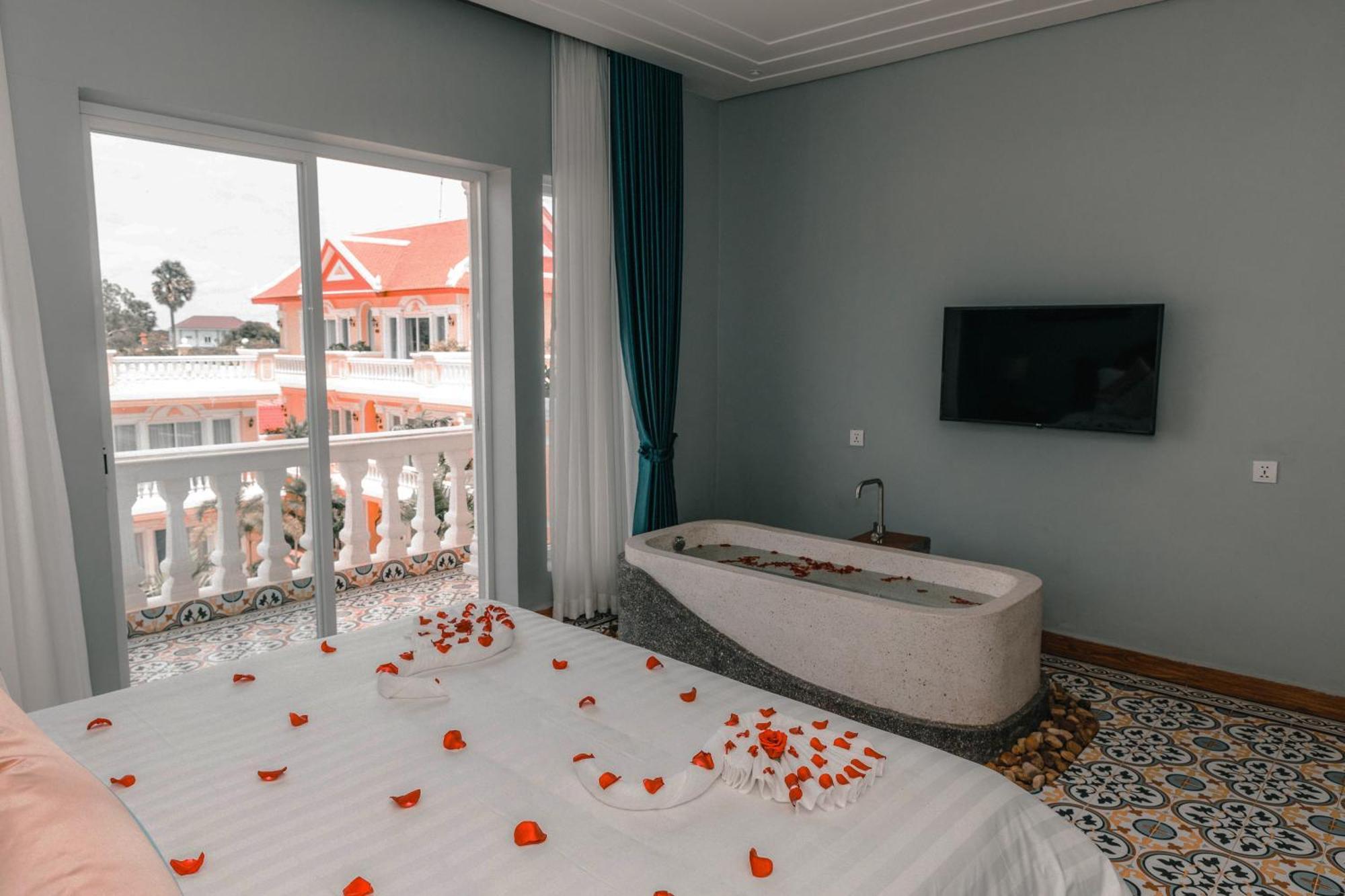 Sokchea Kampot Hotel Eksteriør bilde